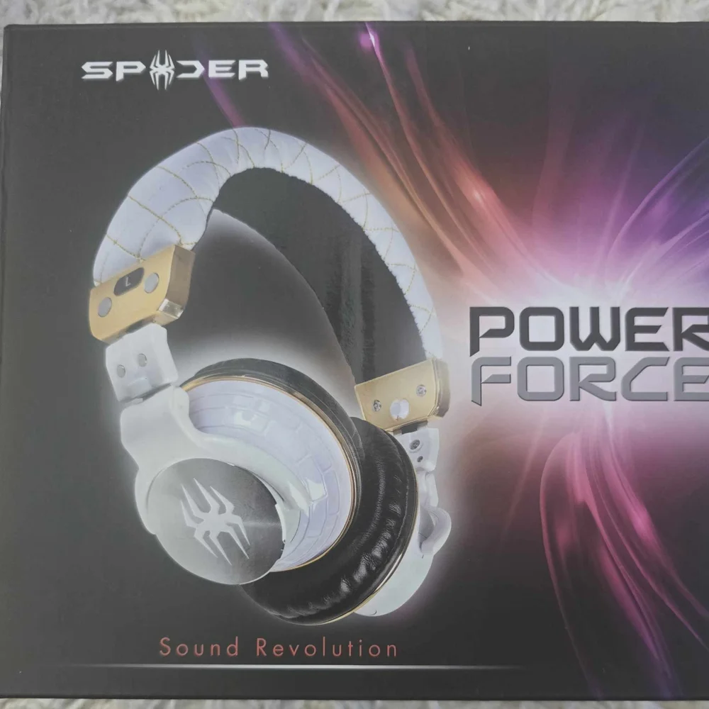 SPIDER POWER FORCE HEAD PHONES. BRAND NEW FACTORY SEALED.  White